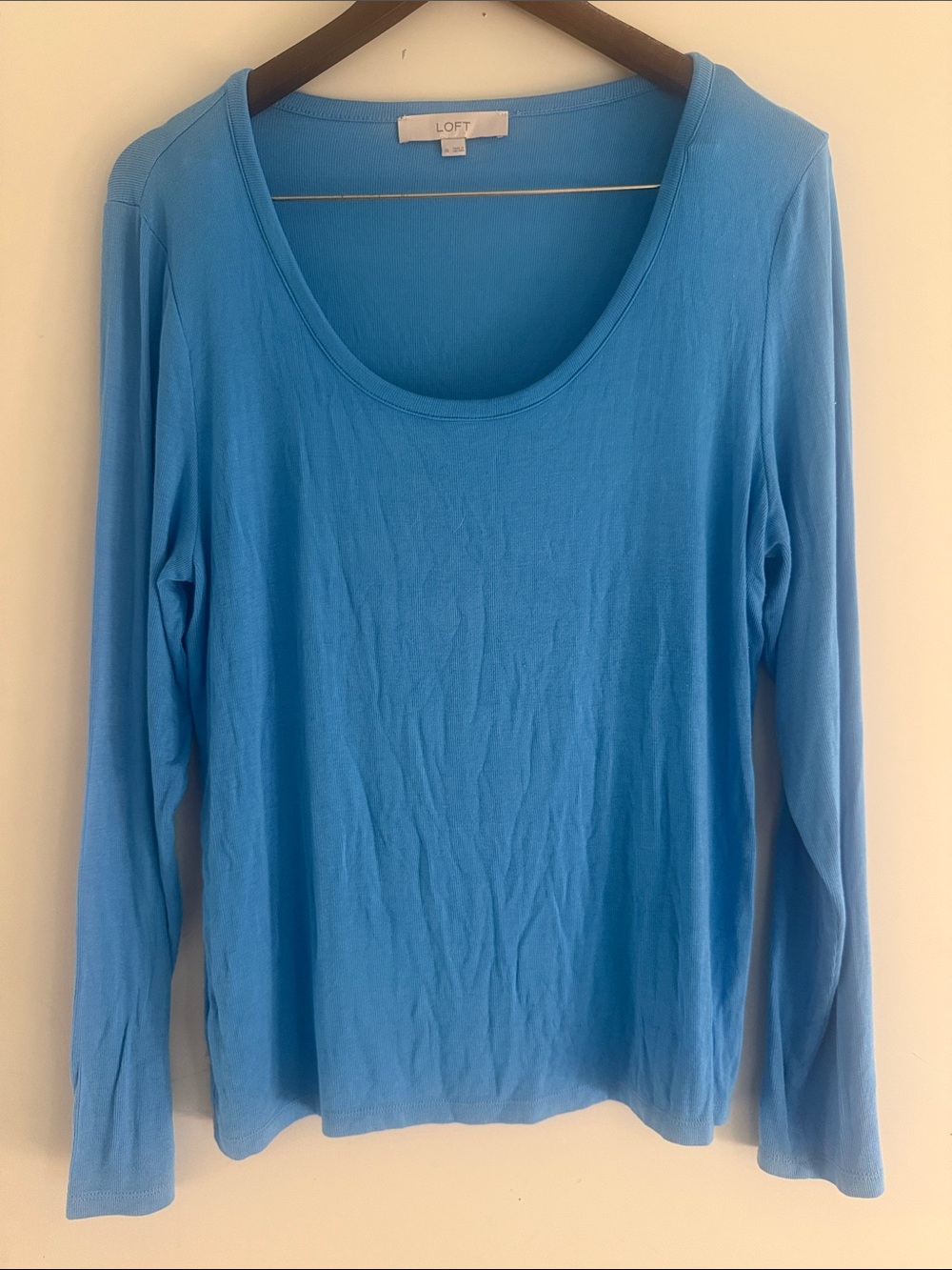 LOFT Women’s Blue Scoop-Neck Long Sleeve Tee Sz Extra Large EUC